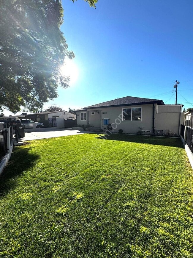 Photo - 1569-1567 Carol Dr Unit Front House - 1569 Carol Dr