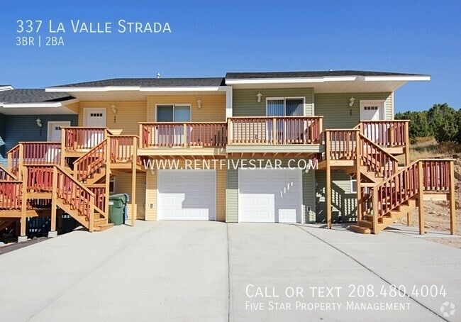 Building Photo - 337 La Valle Strada Rental