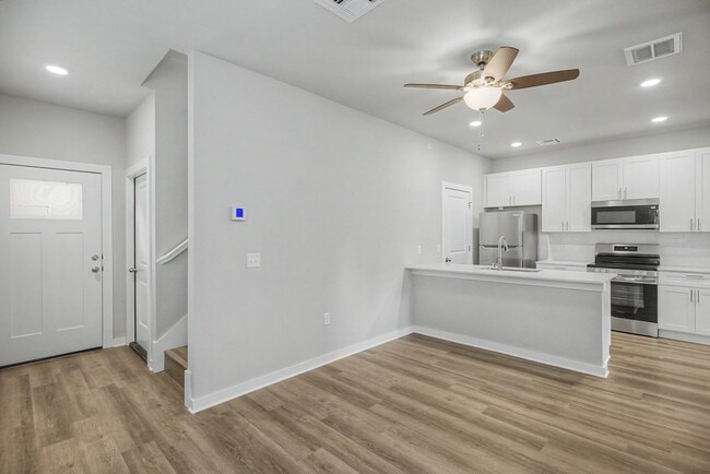 Photo - 403 S 29th St