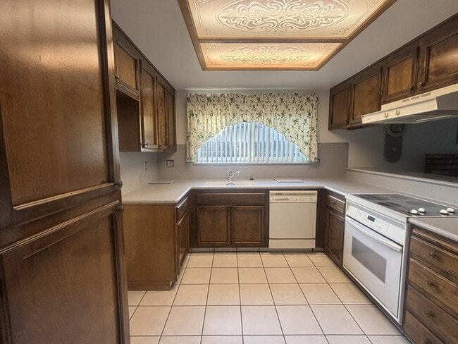 Photo - 1712 Shasta Ct