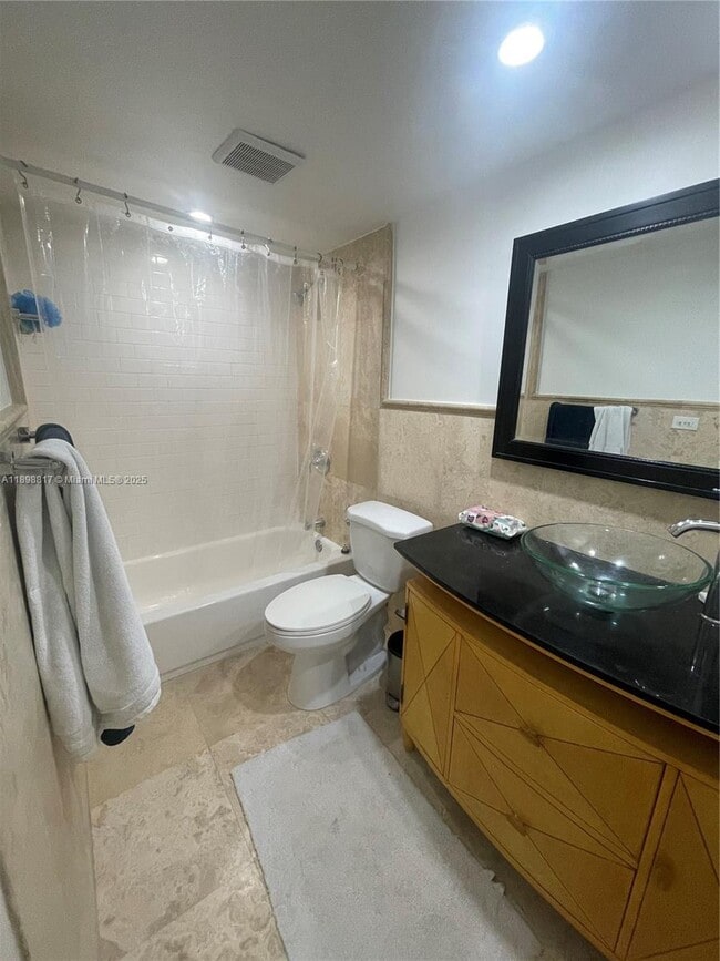 Photo - 5330 SW 77th Ct Unit 203J