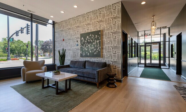 Photo - 625 Deerfield Rd