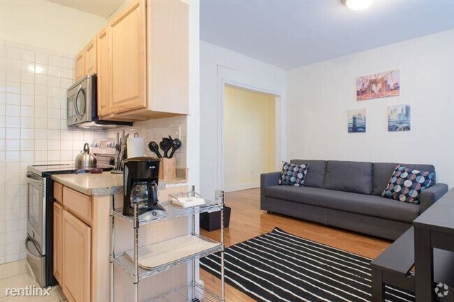 Building Photo - 244 Kelton St Rental
