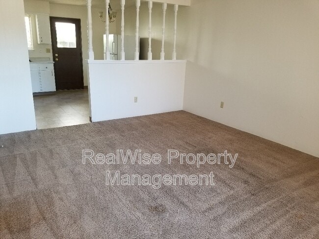 Photo - 1112 SW 5th St