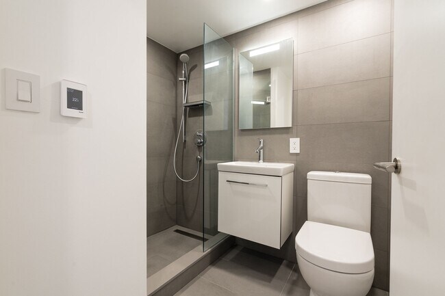 Photo - 800 Richmond St W Unit 1217