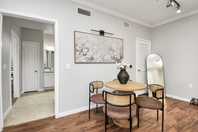 Photo - 6777 Sommerall Dr Unit 1636