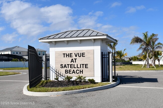 Photo - 657 Clearwater Ave