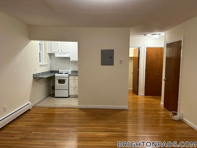 Photo - 2018 Commonwealth Ave Unidad 42