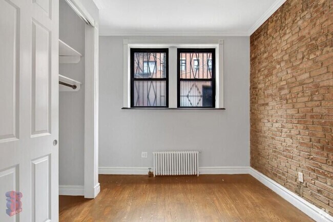Building Photo - BEAUTIFULLY RENOVATED 2 BED IN PRIME MURRA... Rental