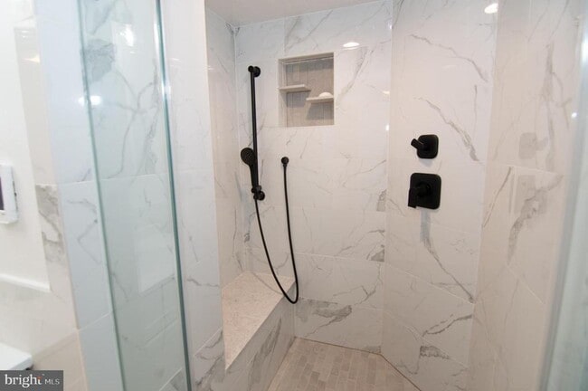 Photo - 404 Talahi Rd SE