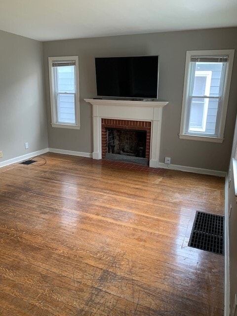 Photo - 818 W 43rd St