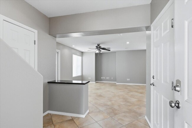 Photo - 7404 Celosia St