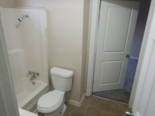 Photo - 6405 Conley St