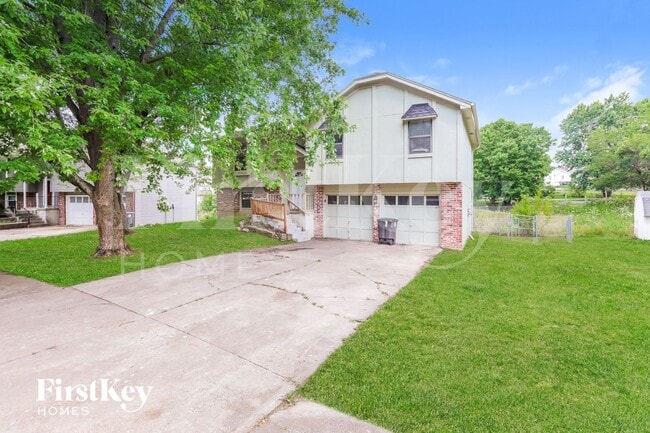 Photo - 704 Autumn Dr
