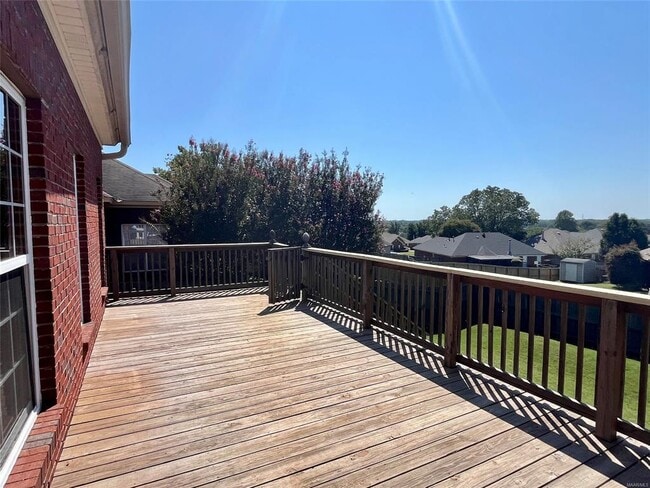 Photo - 613 Castle Brook Dr