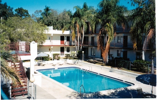 Building Photo - Parkview Apartments