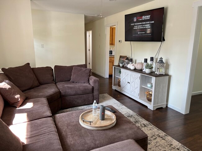 Photo - 140 Torpedo Rd