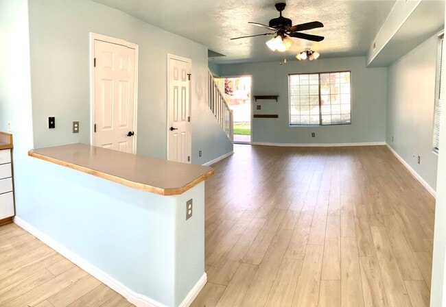 Photo - 2 Bedroom Lexington Townhome with Community Pool