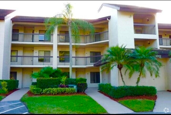 Building Photo - 10173 Mangrove Dr Unit 204 Rental