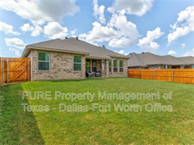 Photo - 1612 Town Creek Cir
