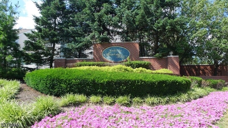 Photo - 207 Crown Point Rd Townhome