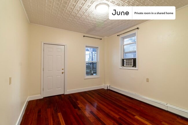 Photo - Room in Shared 5 bed/2 bath home Unit B