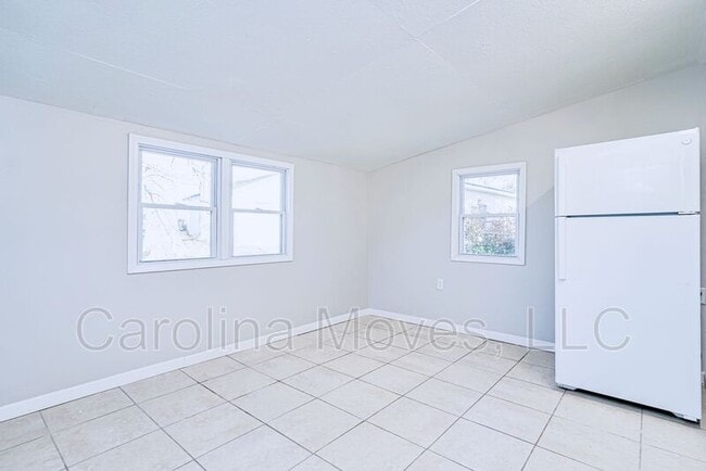 Photo - 407 Meridian Ave