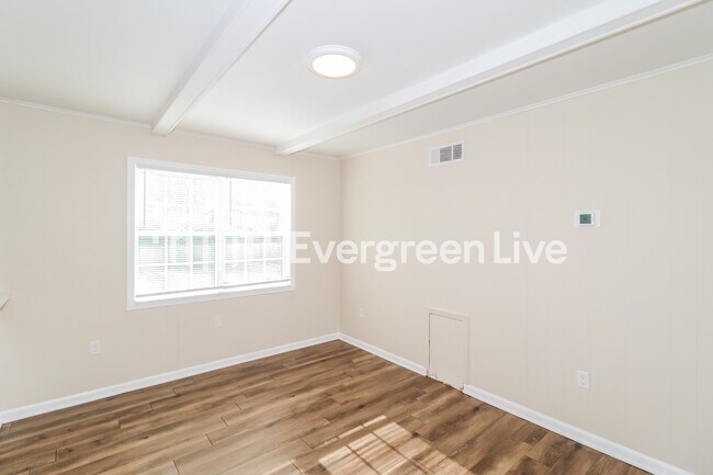 Photo - 3651 Voltaire Ave