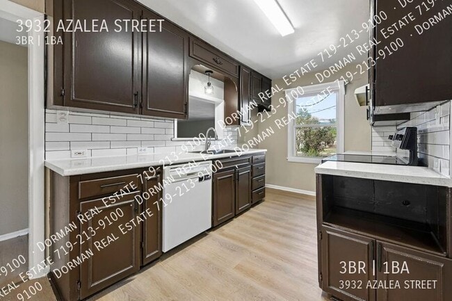 Photo - 3932 Azalea St