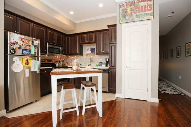 Photo - Lofts on Broadway Apartments