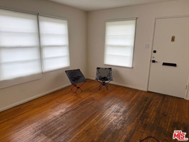 Photo - 802 Superba Ave