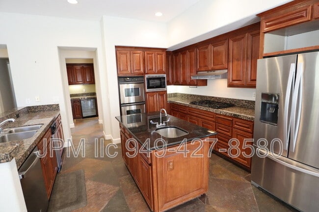 3000 Granite Pointe Dr
