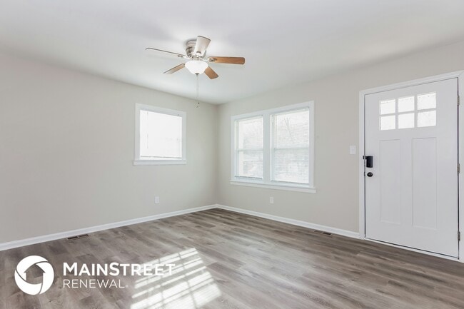 Photo - 4912 Morgan St