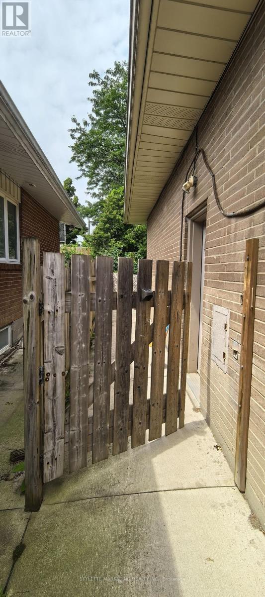 Photo - 34 Ravenscroft Cir