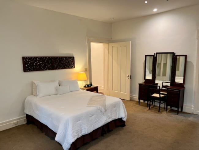 Photo - 628 W High St