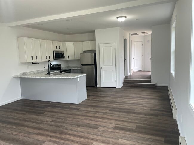 Building Photo - 13 Matildas Wy Rental
