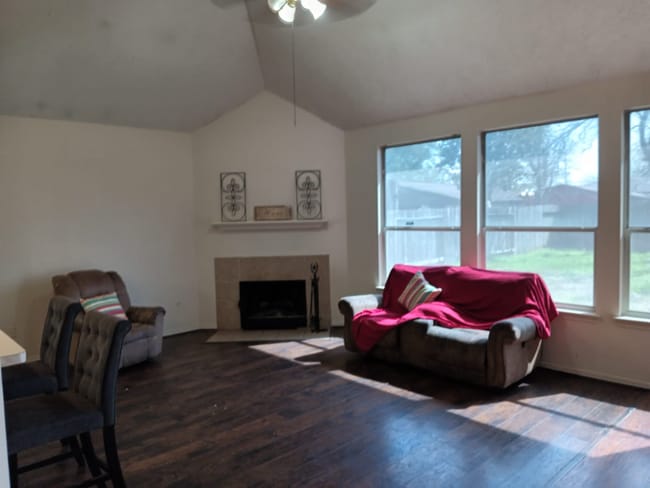 Photo - 2719 Whitinham Dr