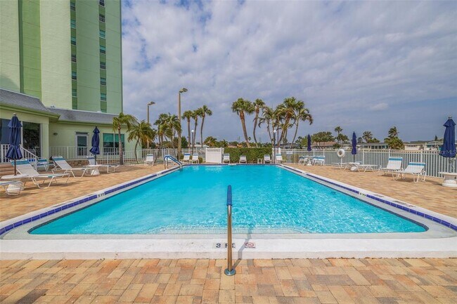 Photo - 400 64th Ave Unidad 708