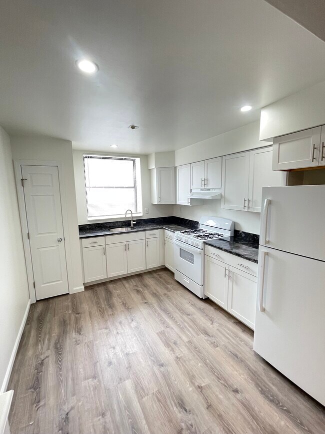 Photo - 809 S 8th St Unit 2