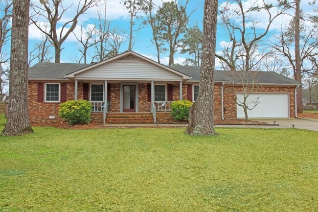Building Photo - 303 Dobbs Dr SE Rental