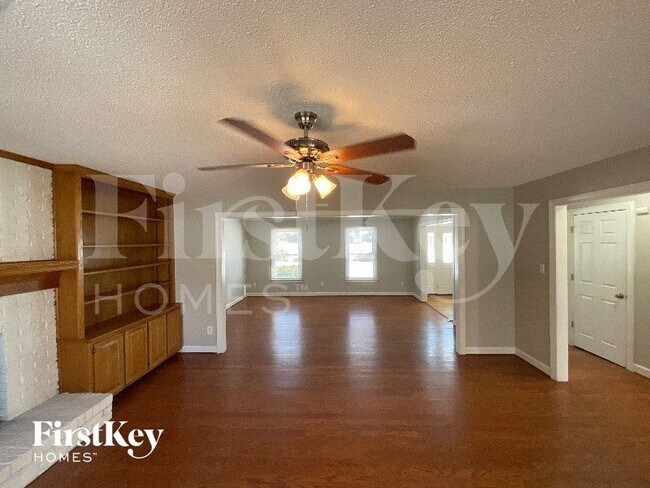 Photo - 3801 Blairwood St