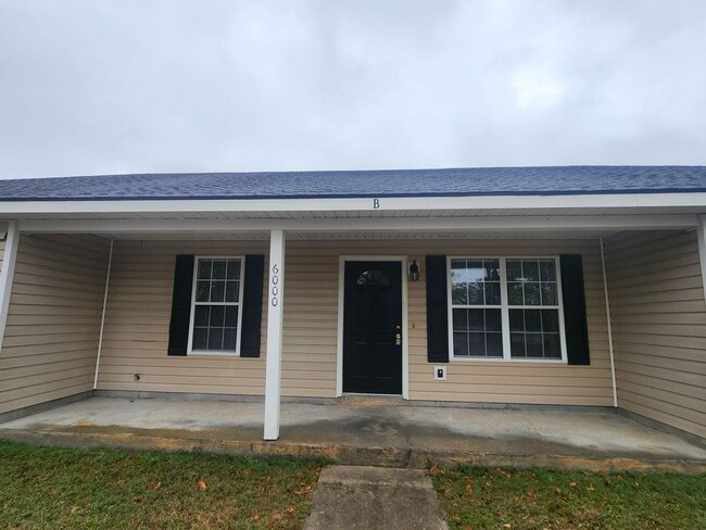 Building Photo - 6000 Susan Cir Unit 6000 Susan Cir -  B