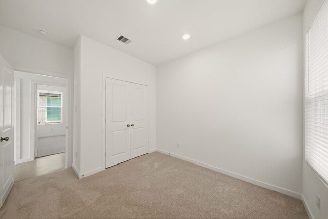 Photo - 21611 Colonial Medow Creek Trl
