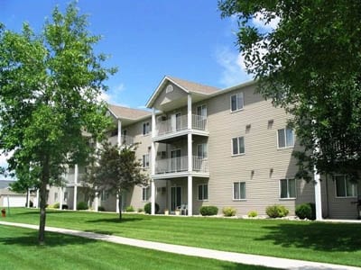 Briar Pointe - Briar Pointe Apartments