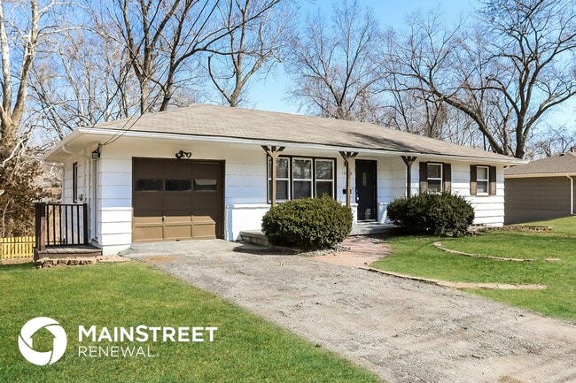 Photo - 13000 E 54 St