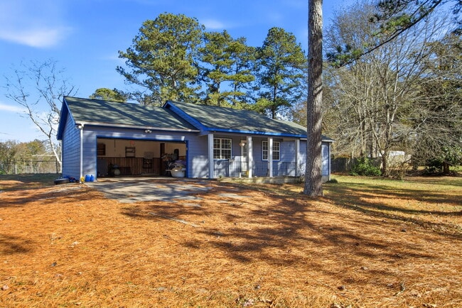 Photo - 213 Carter Rd