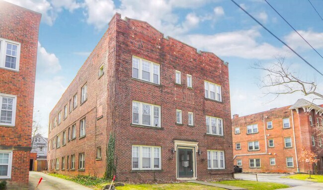 2660 Mayfield Rd