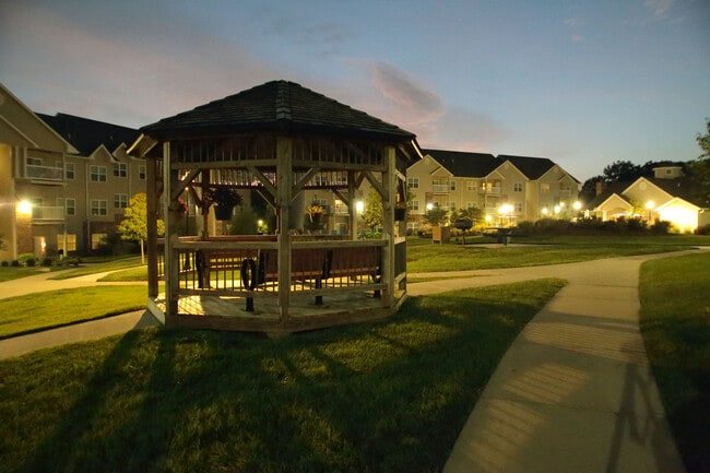 Villas At Crystal Lake