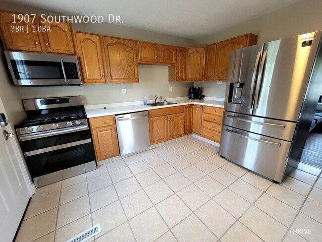 Photo - 1907 Southwood Dr