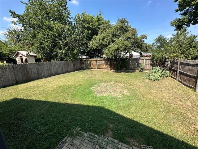 Photo - 3325 Brantley St